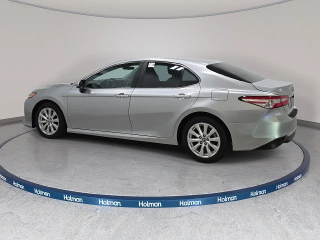 Used 2018 Celestial Silver Metallic Toyota LE image 9