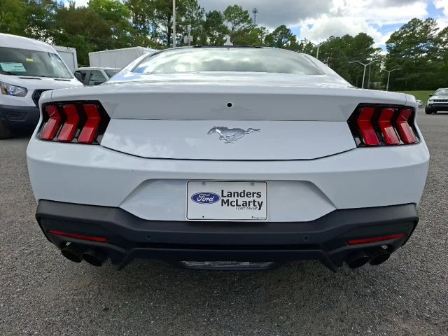 New 2026 Oxford White Ford EcoBoost® Fastback image 4