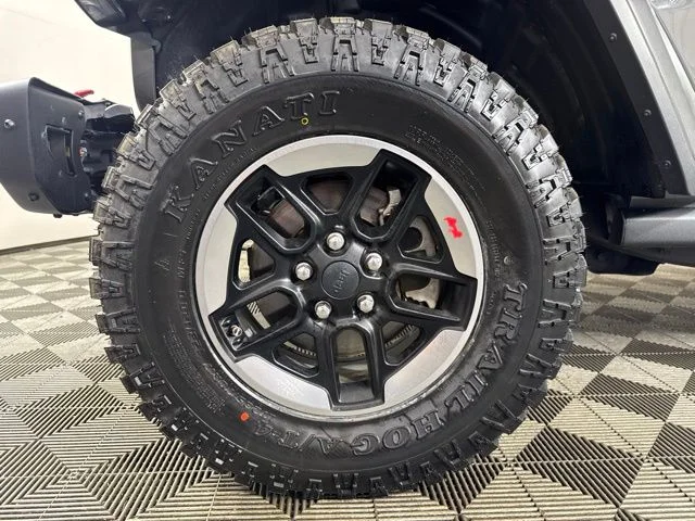 Used 2019 Gray Jeep Unlimited Rubicon image 10