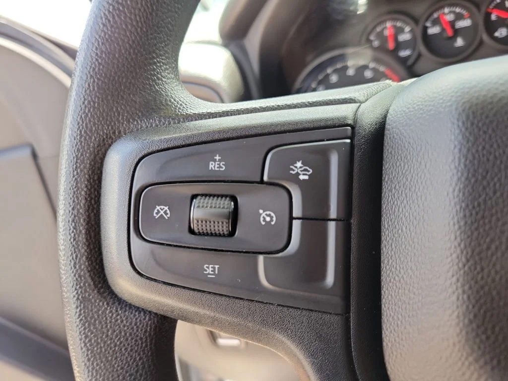 Used 2022 Summit White Chevrolet Custom Trail Boss image 20