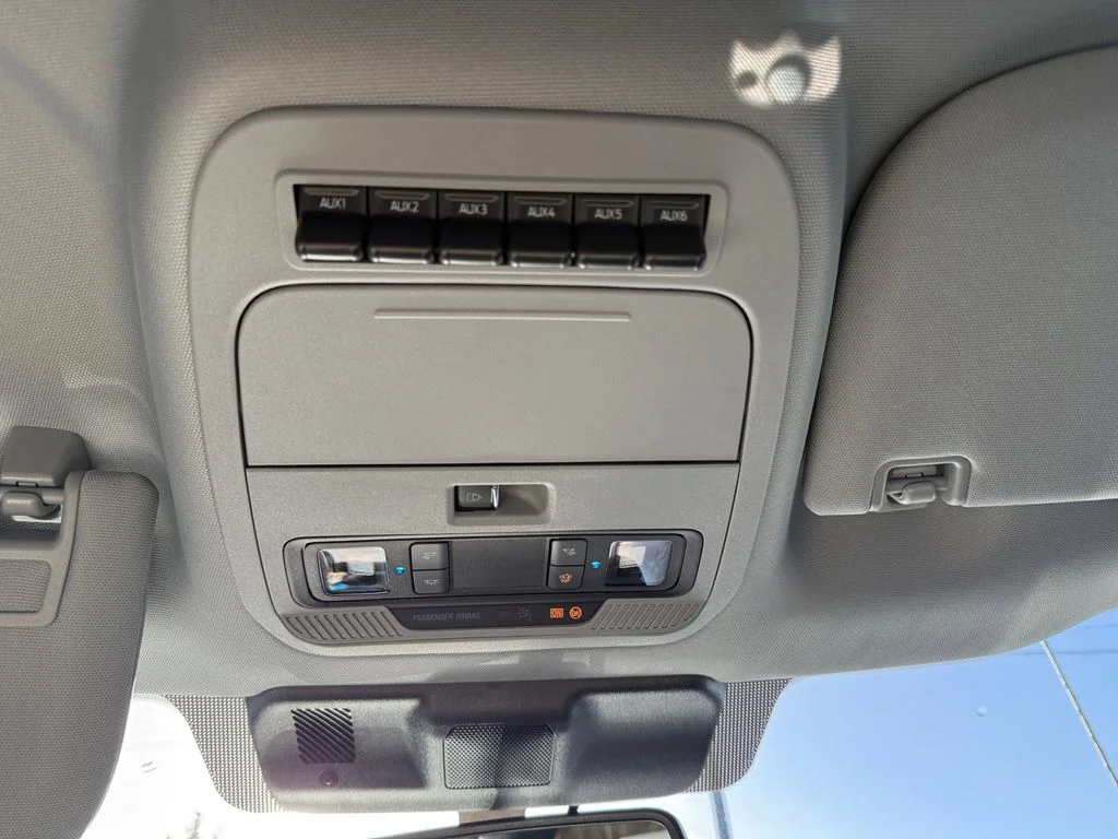 2026 Ford F-350 Super Duty XLT - Photo 25