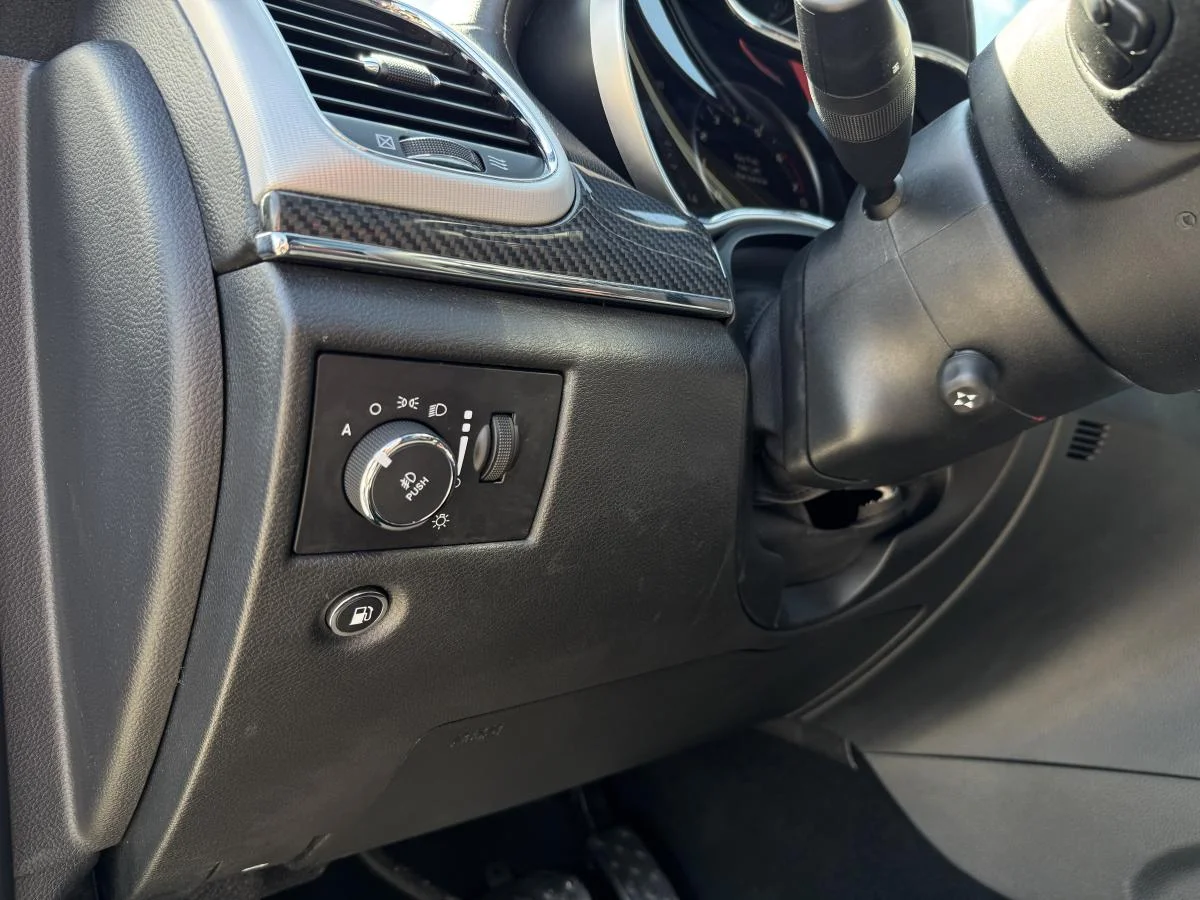 Used 2019 Grey Jeep SRT image 16
