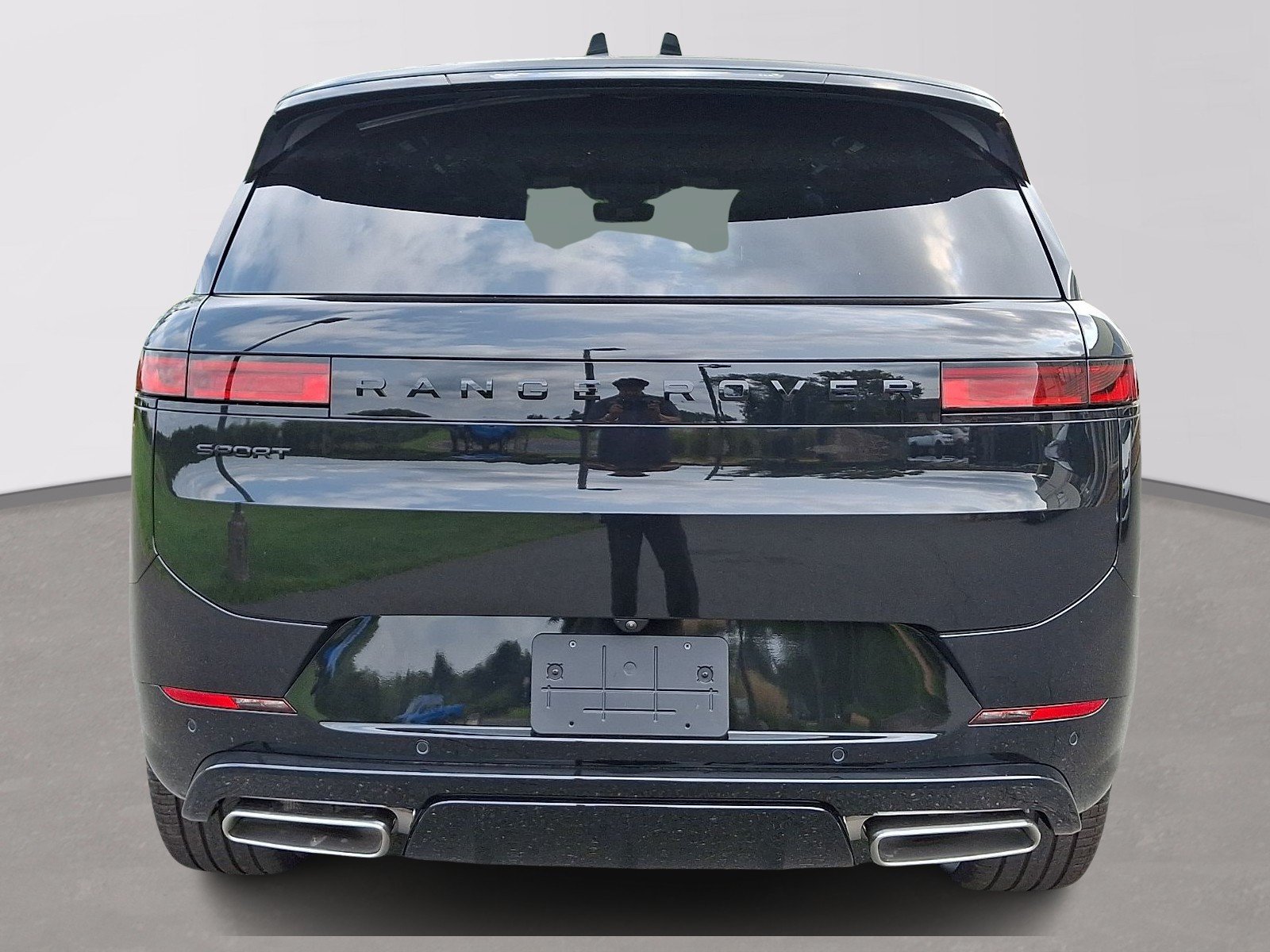 New 2026 Santorini Black Land Rover  image 5