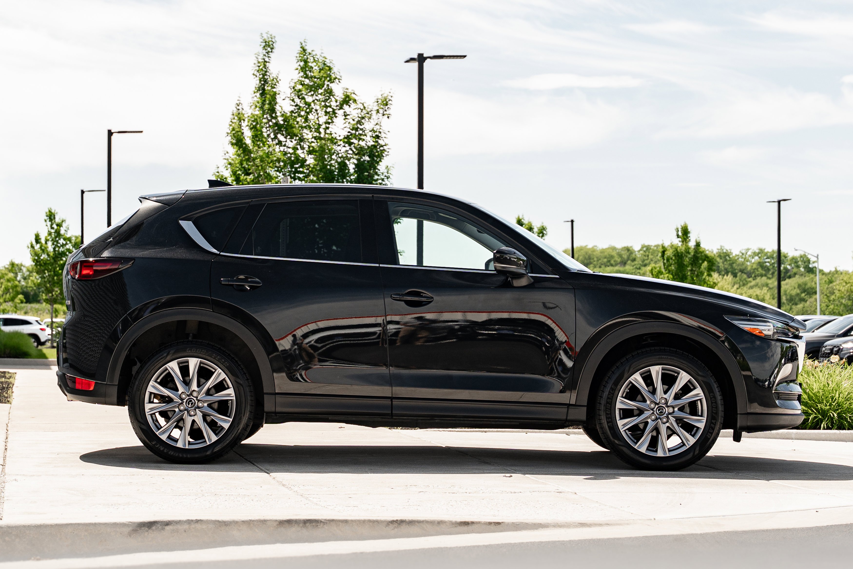 Used 2019 Jet Black Mica Mazda Grand Touring image 3