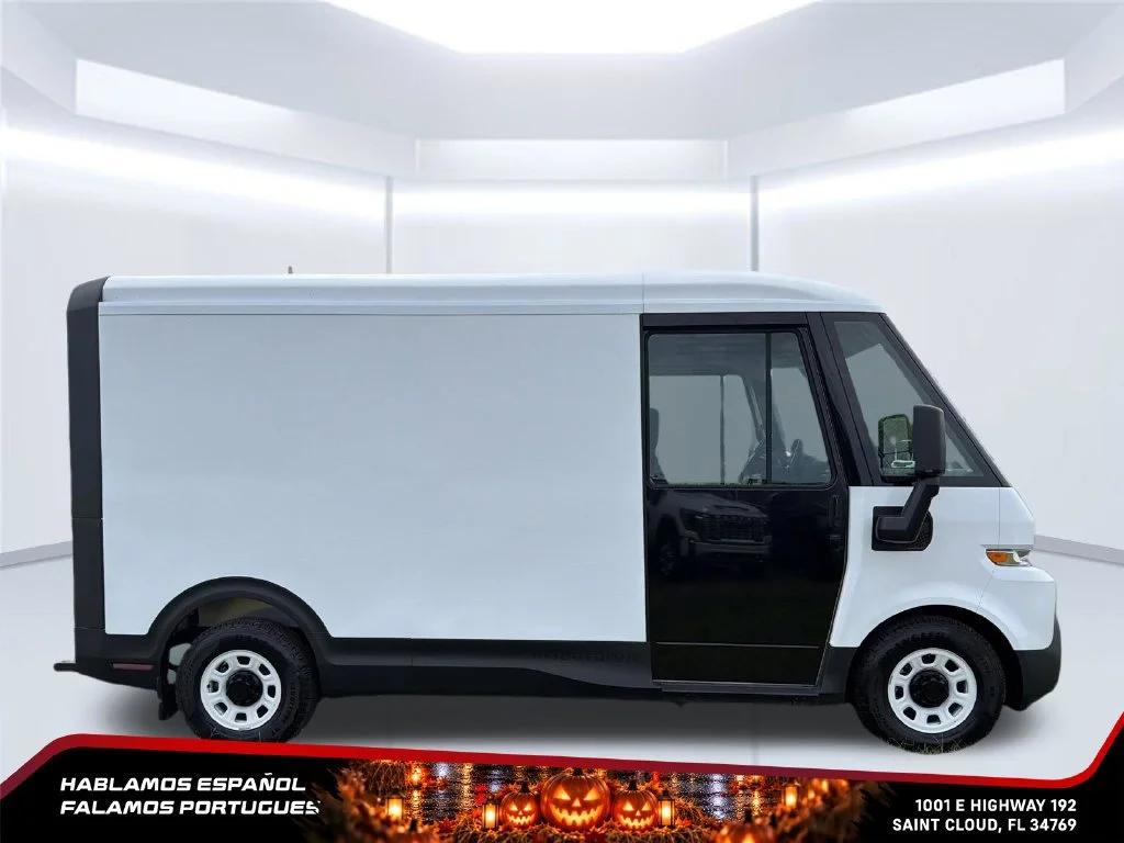 Used 2024 Oyster White BrightDrop EJY image 6