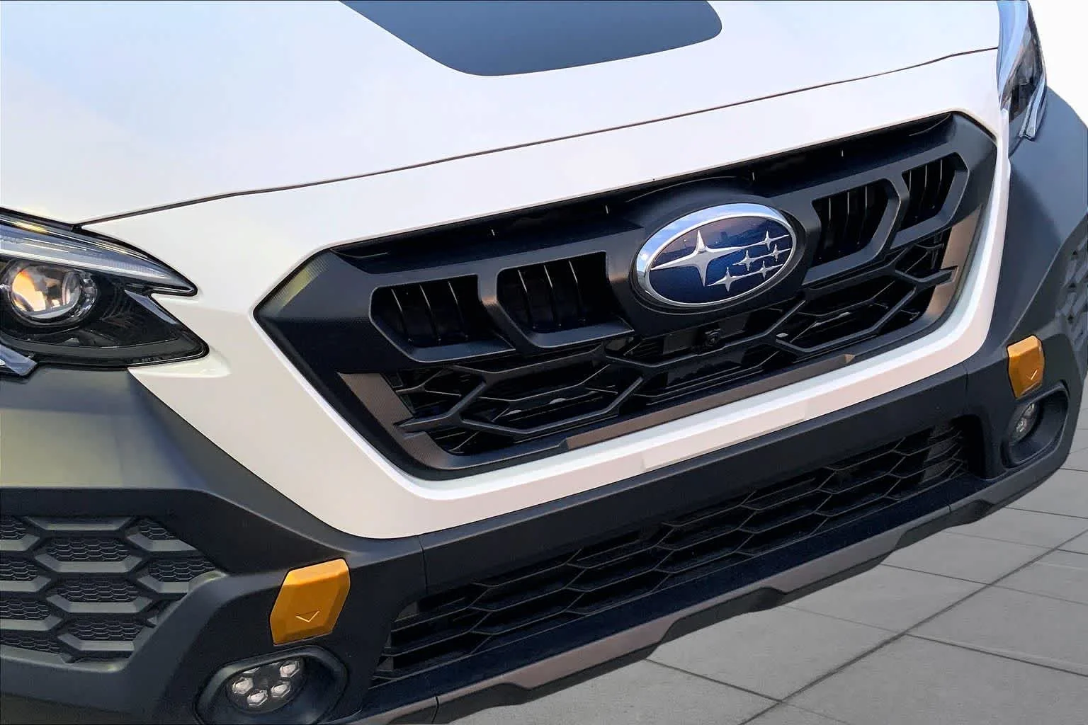 Used 2025 Crystal White Pearl Subaru Wilderness image 56