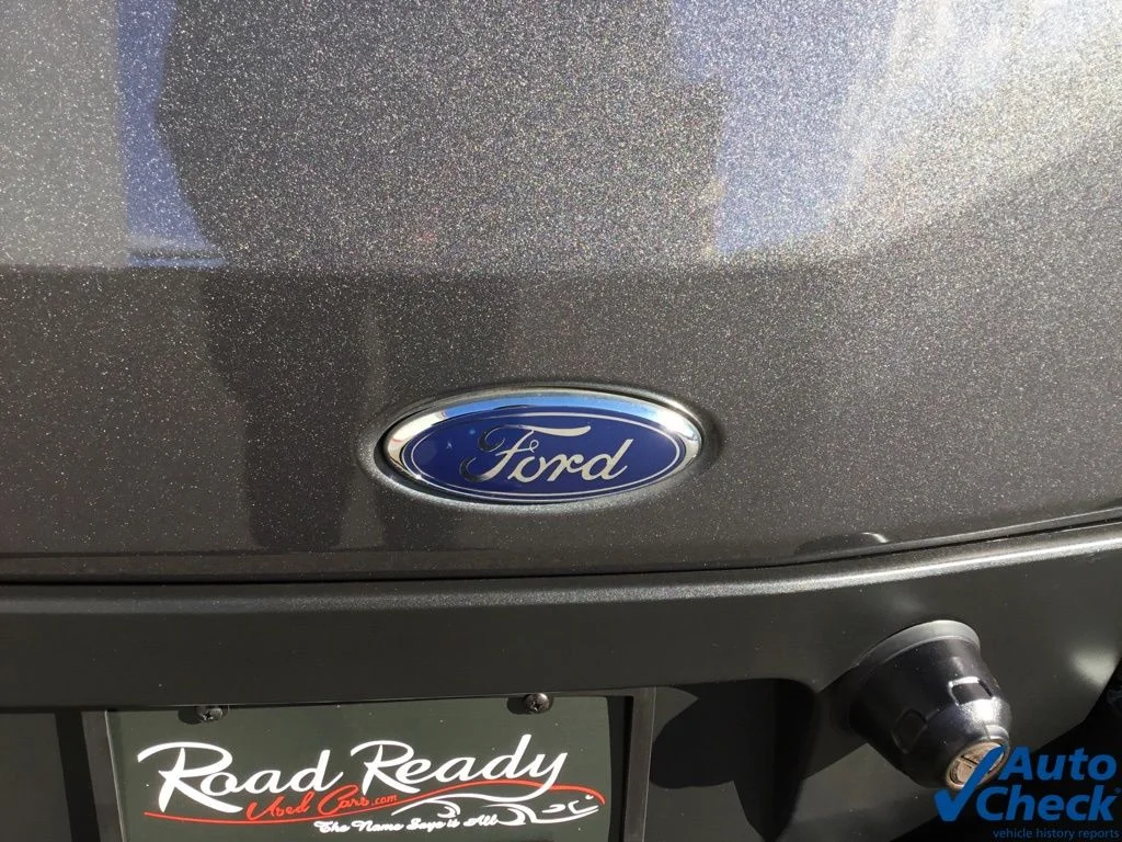 Used 2019 Gray Ford XL image 13