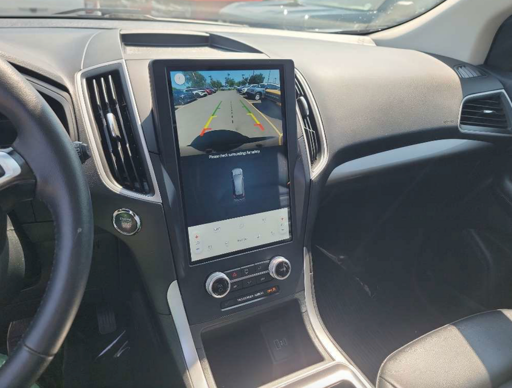 Used 2023 Black Metallic Ford SEL image 3