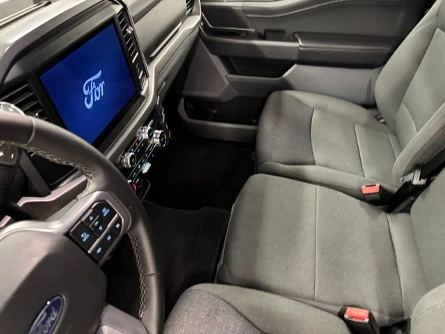 Used 2025 Black Ford XLT image 17