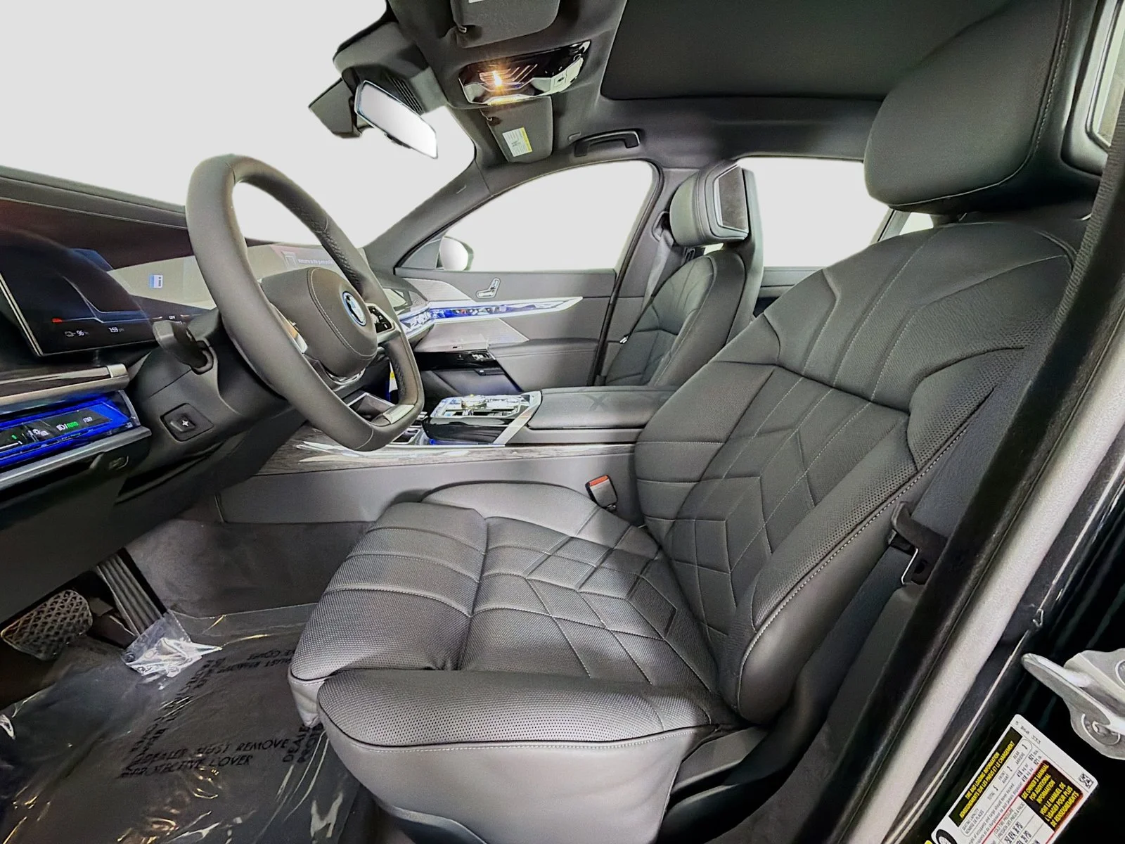 New 2026 Black Sapphire Metallic BMW xDrive60 image 22