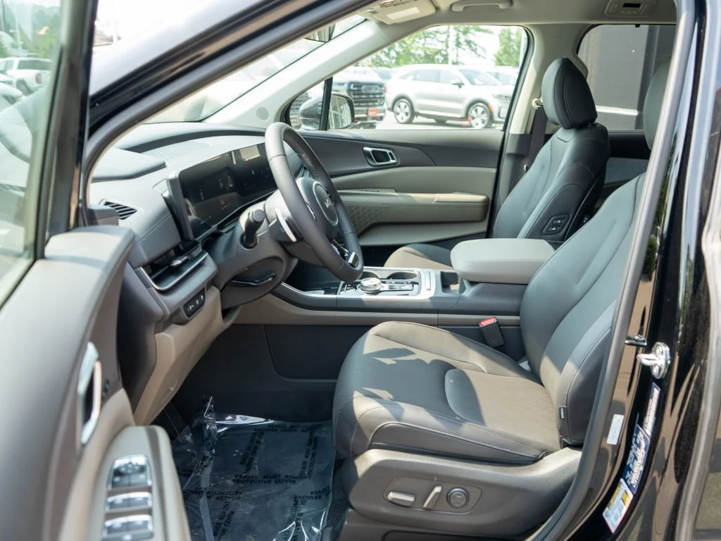 New 2026 Aurora Black Pearl Kia EX image 11