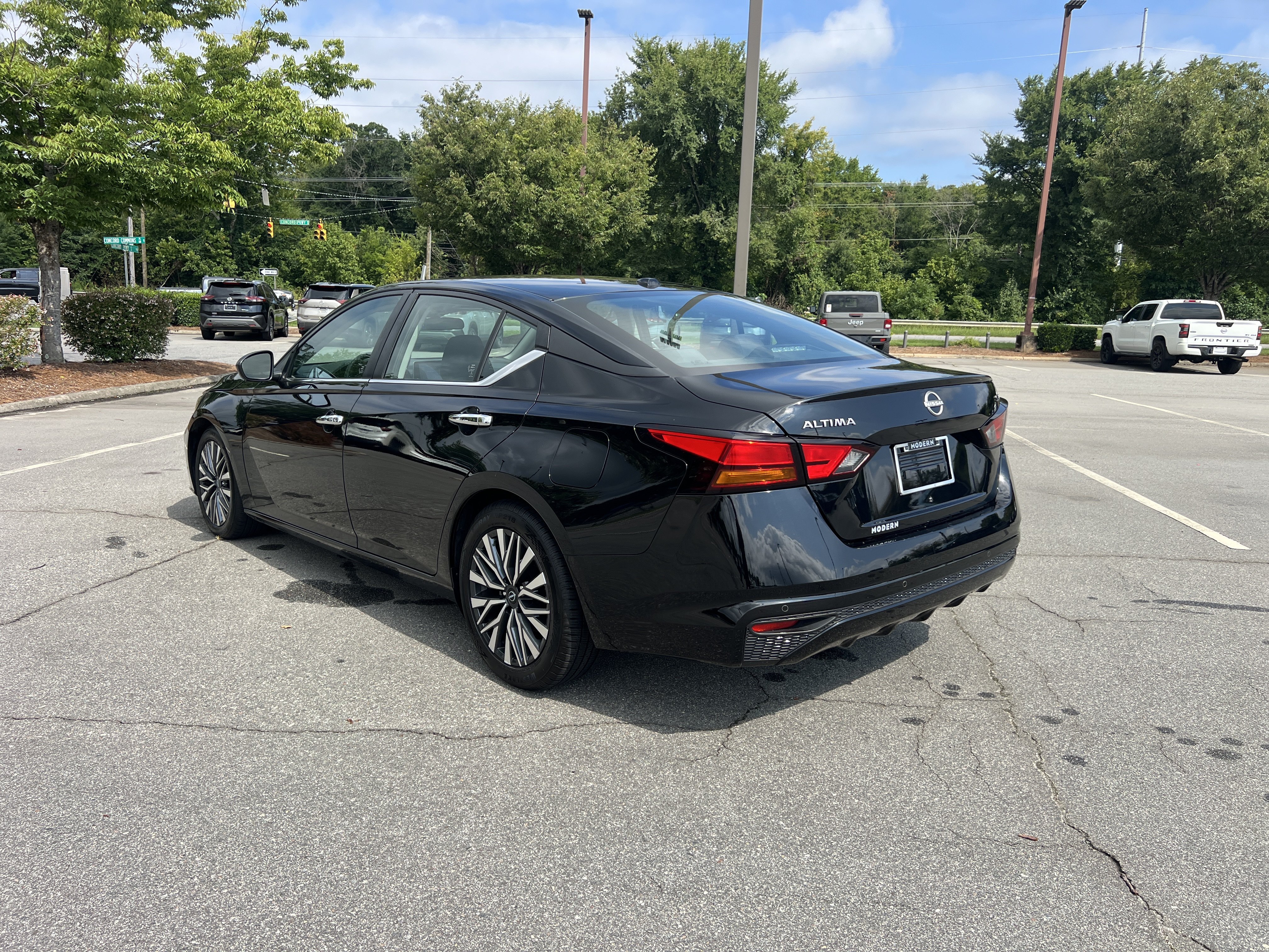 Certified Used 2024 Super Black Nissan 2.5 SV image 7