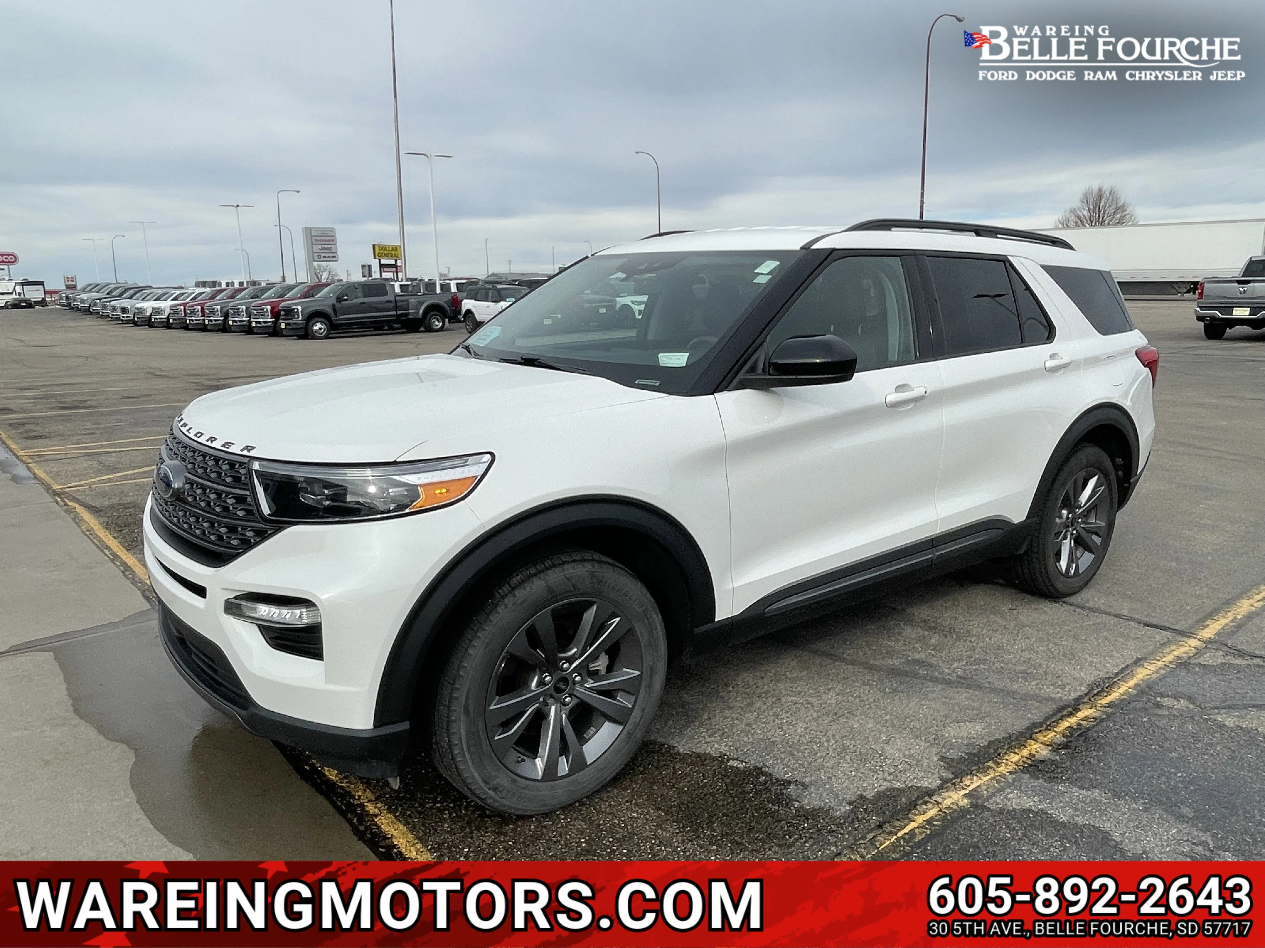 2023 Ford Explorer XLT 4WD's photo