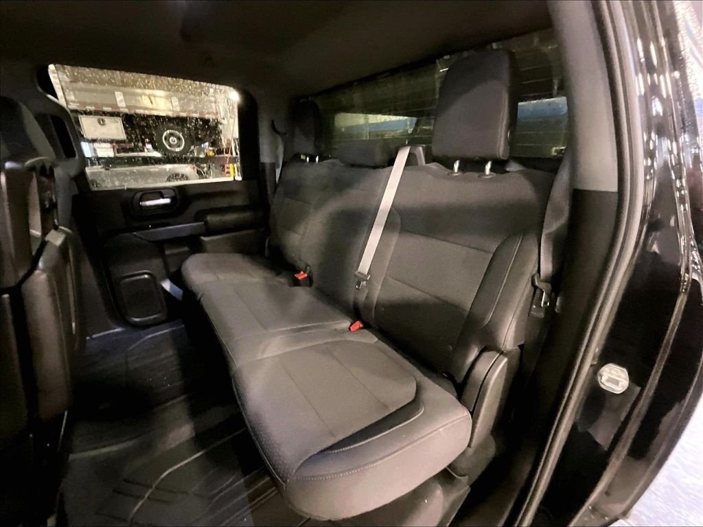 Used 2022 Black Chevrolet Custom image 15