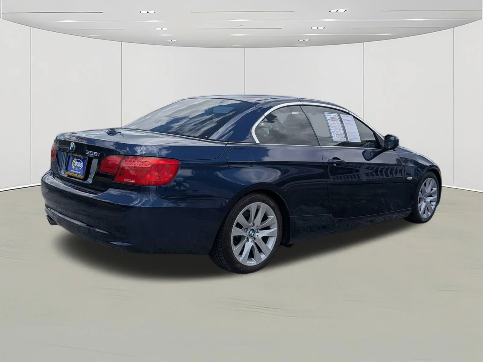 Used 2013 Blue BMW 328i image 3
