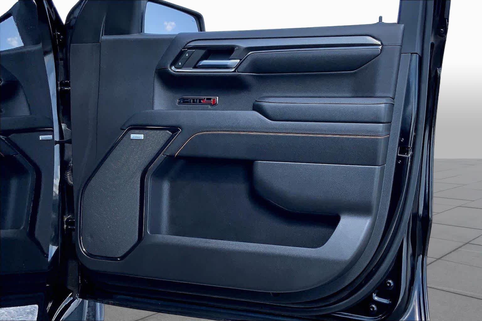 Used 2024 Onyx Black GMC AT4 image 22