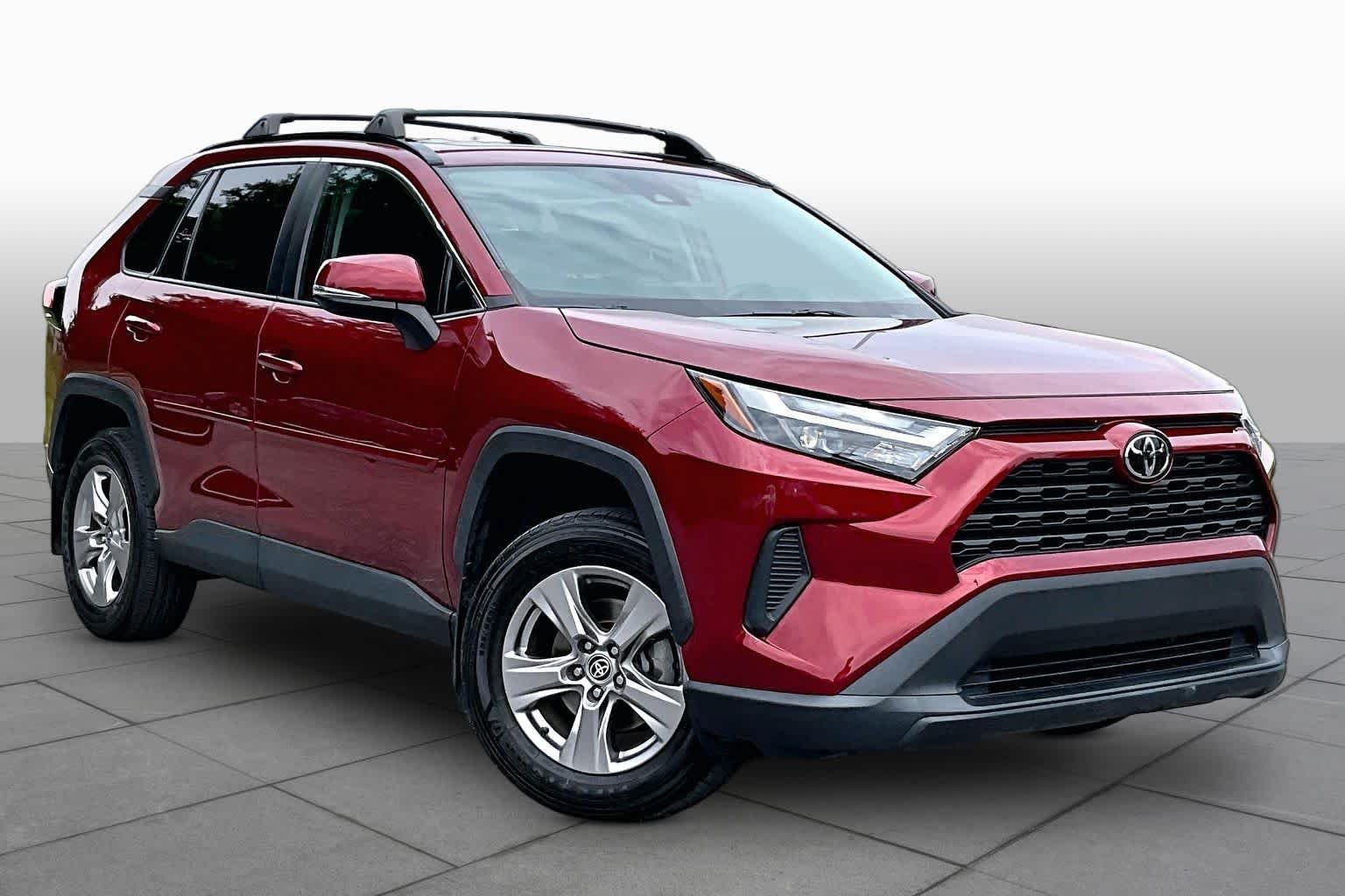 Used 2023 Ruby Flare Pearl Toyota XLE image 3