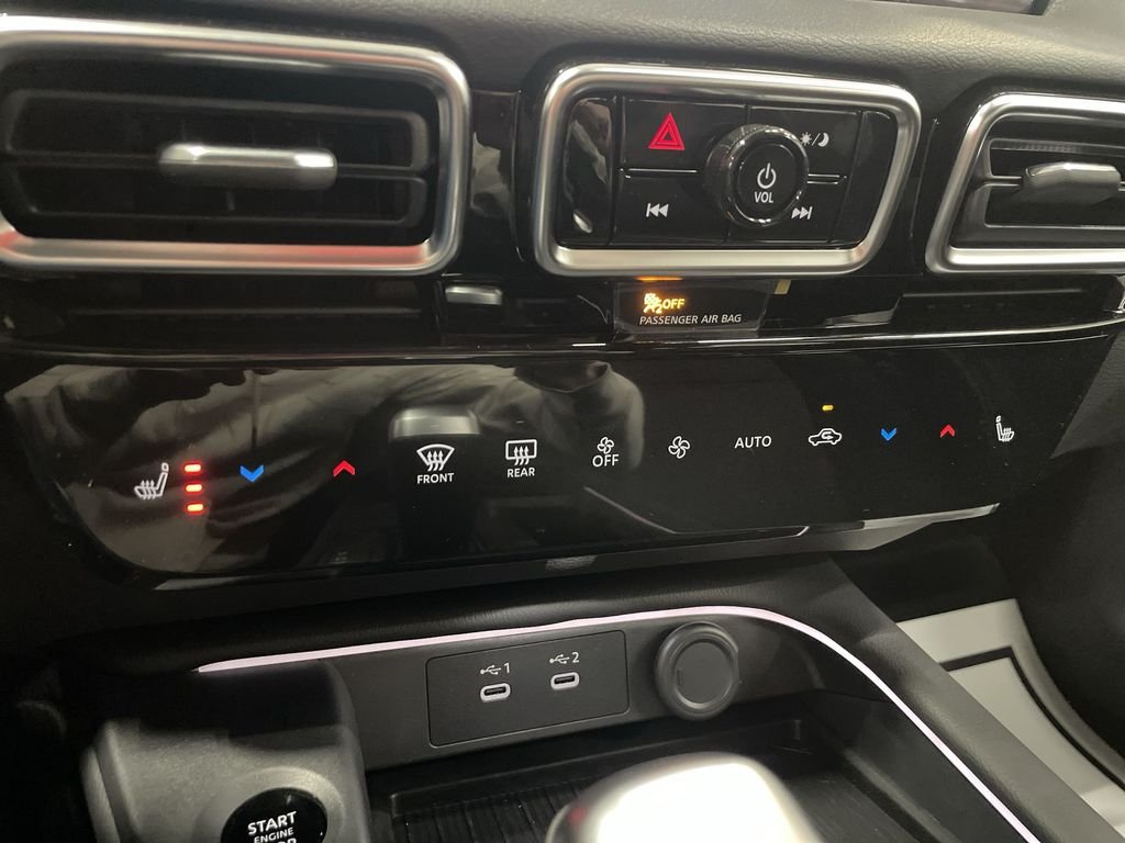 Certified Used 2026 Black Nissan SR image 19