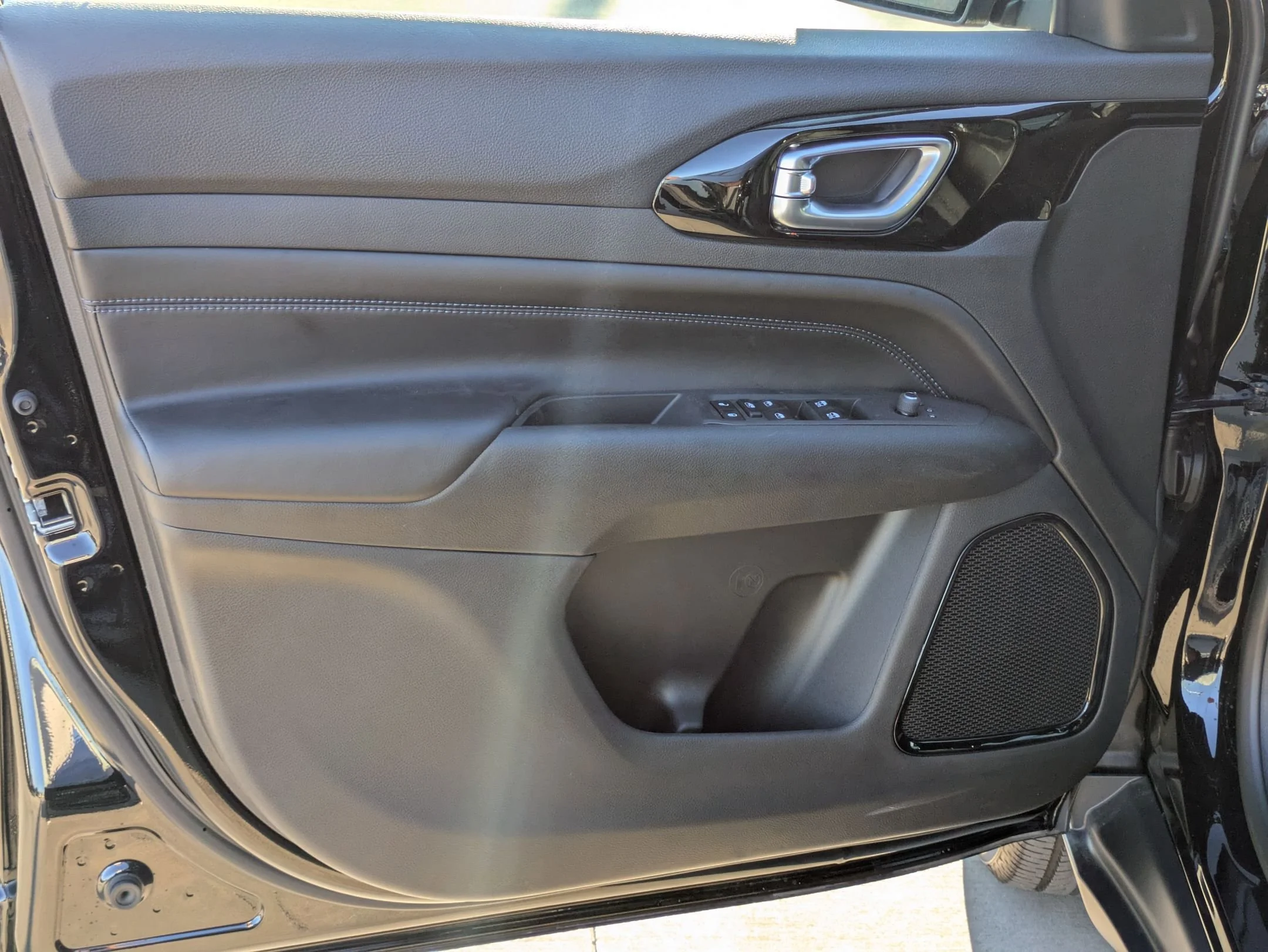 2026 Jeep Compass Altitude Special Edition - Photo 11