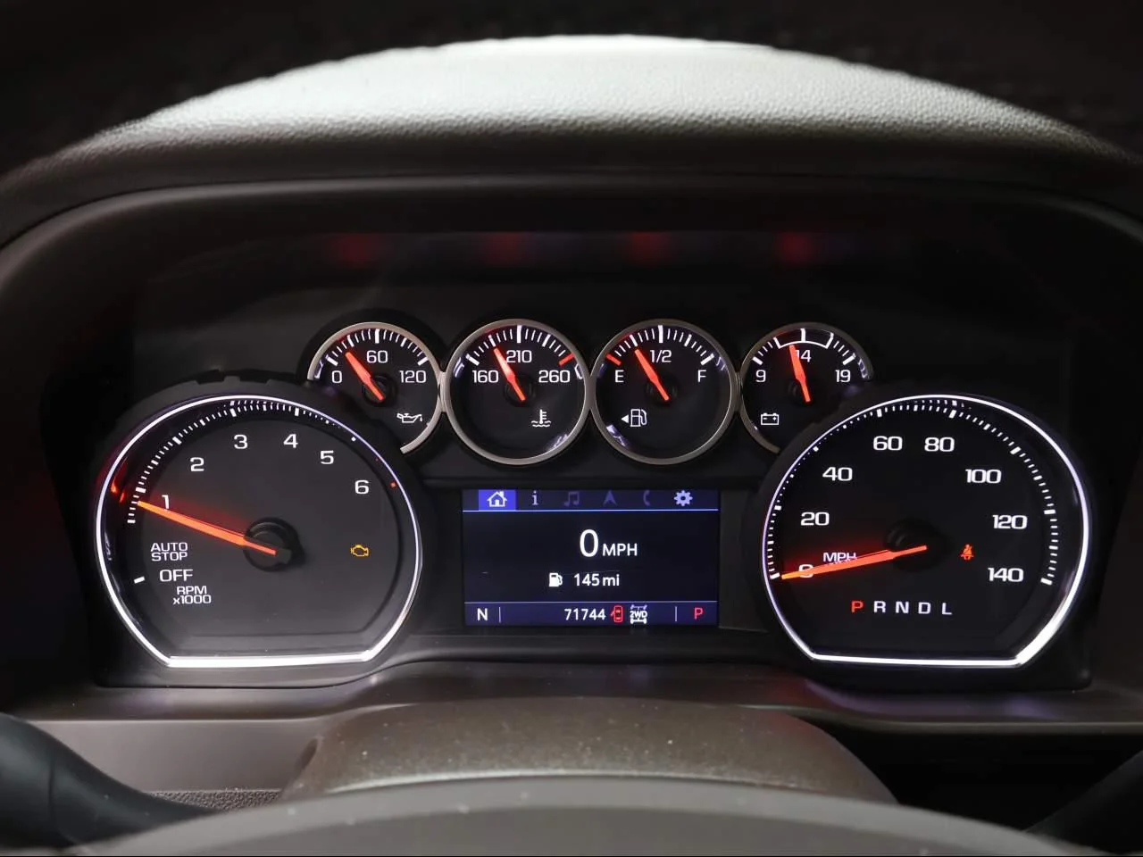 2020 Chevrolet Silverado 1500 LT - Photo 11