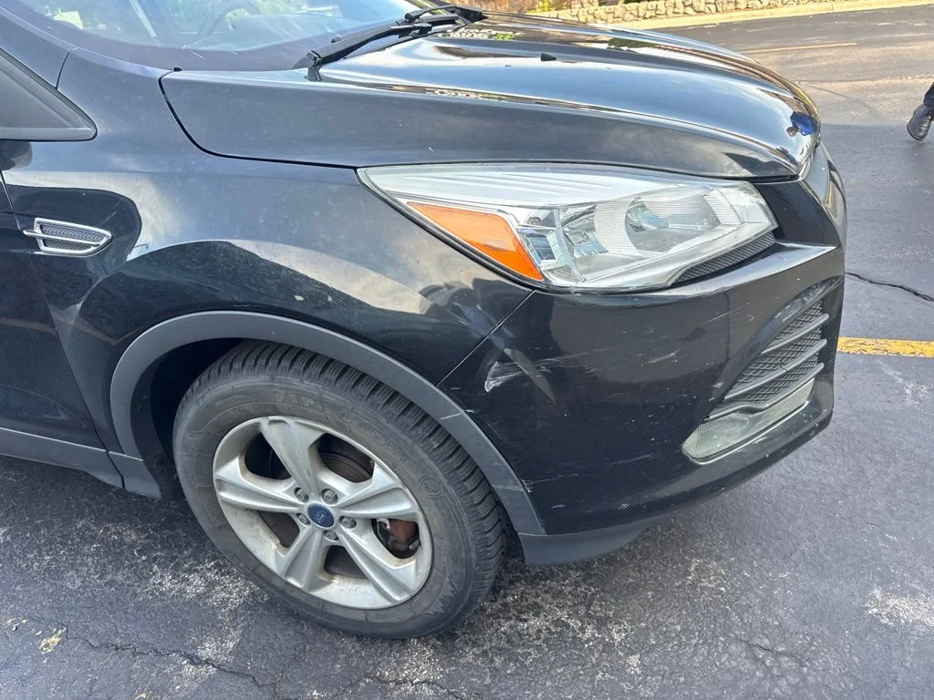 Used 2015 Tuxedo Black Ford SE image 9