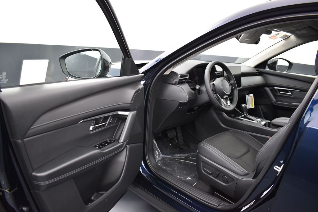 New 2026 Navy Blue Mica Mazda 2.5 S Preferred AWD image 5