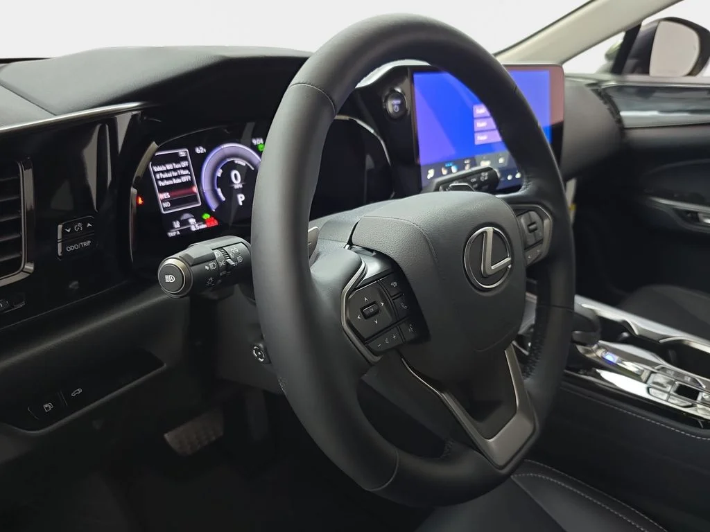 New 2026 Nori Green Pearl Lexus PREMIUM PLUS AWD image 16