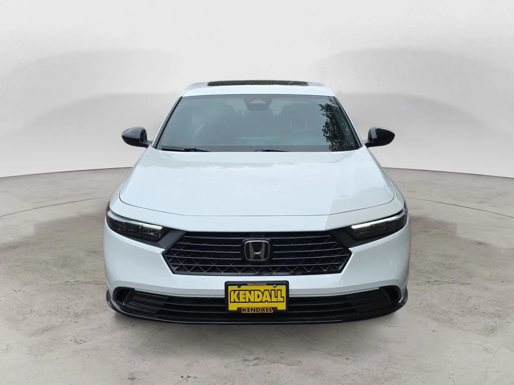 New 2026 Platinum White Pearl Honda Sport-L image 2
