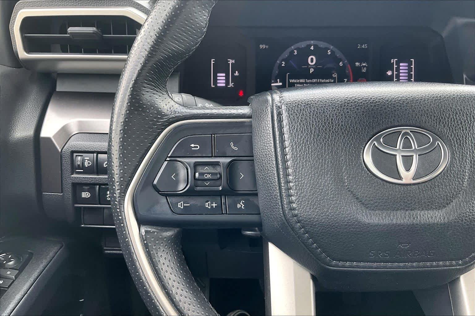 Used 2025 Ice Cap Toyota SR5 image 23