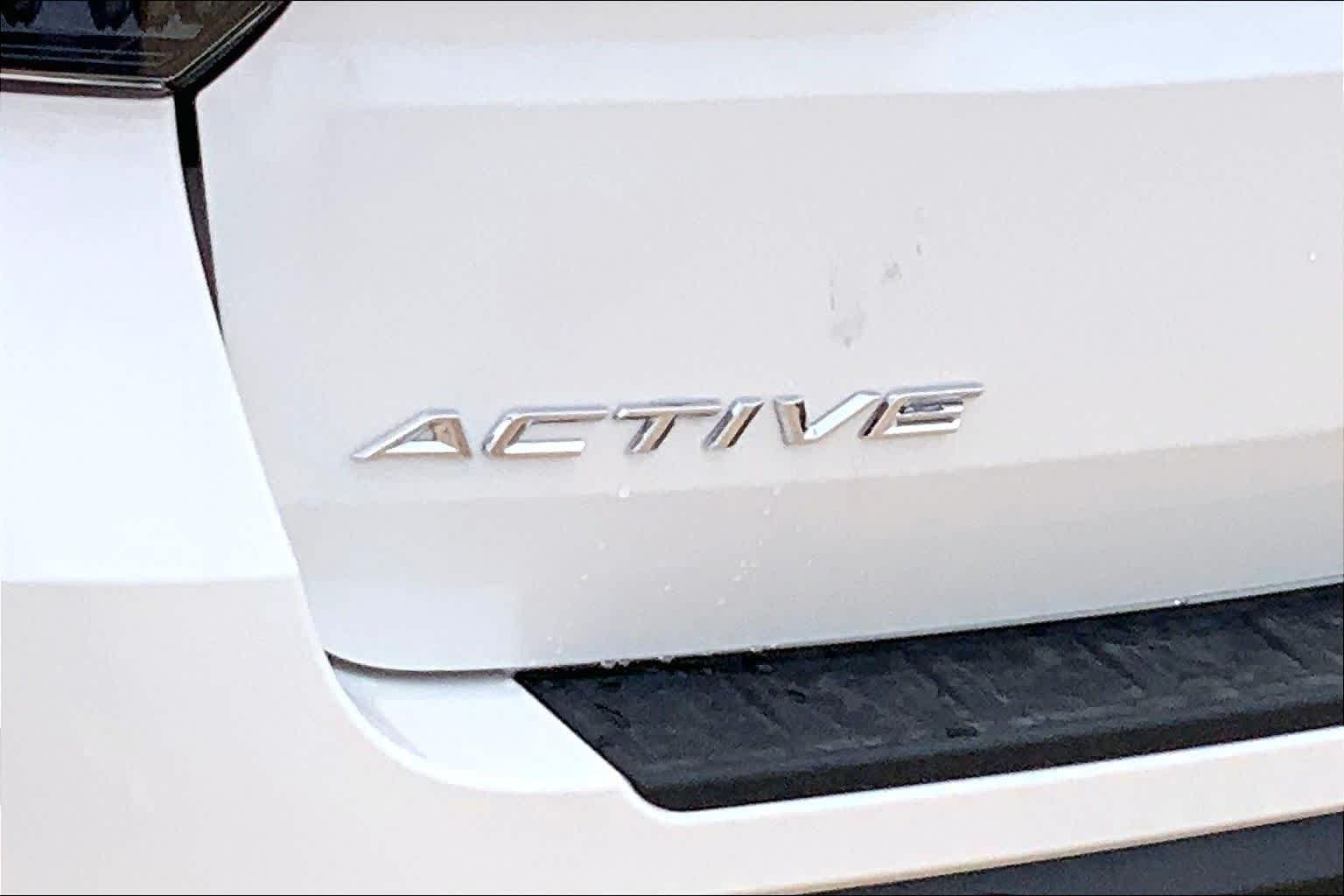 New 2026 Star White Metallic Tri-Coat Ford Active image 15