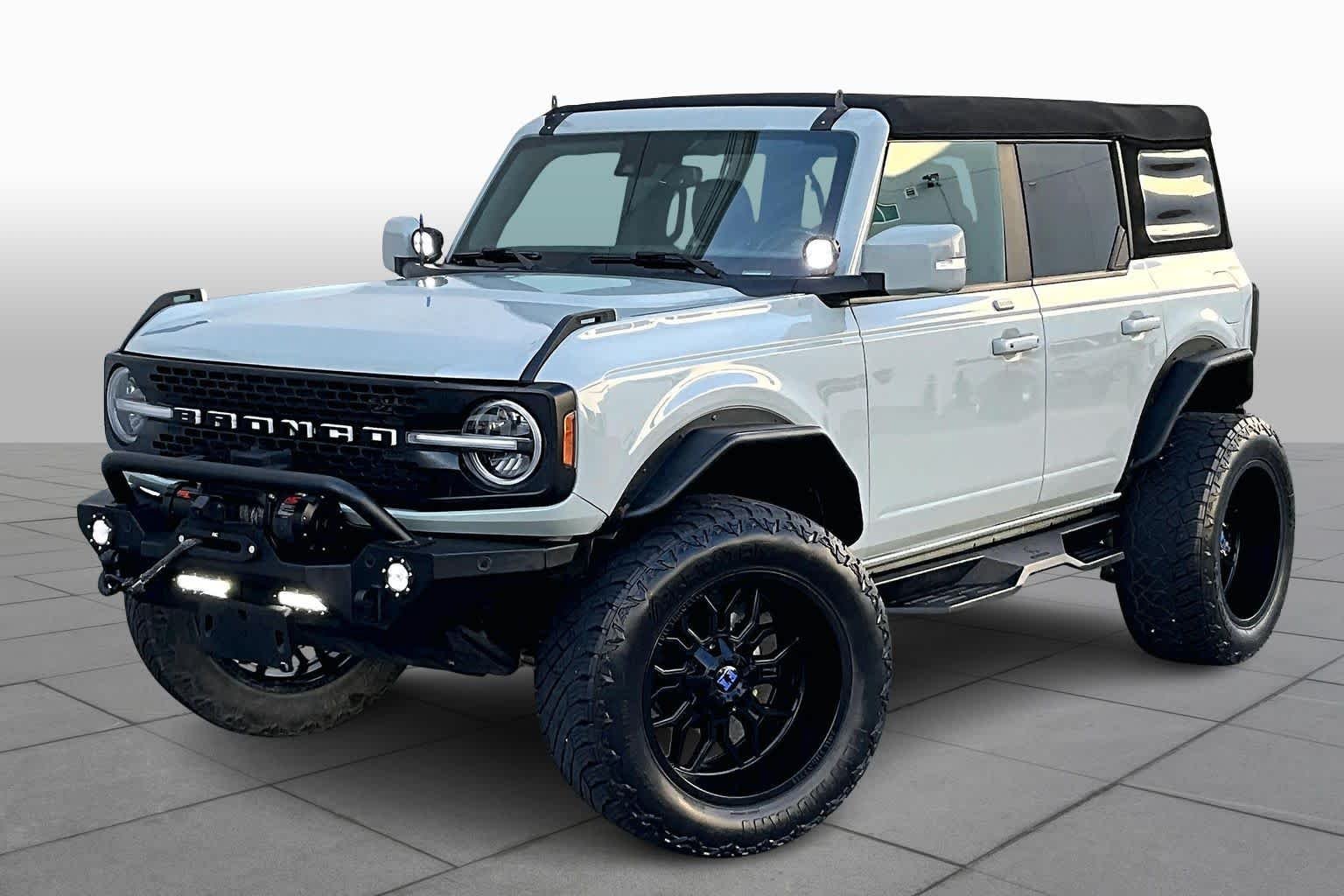 2023 Ford Bronco 4-Door Outer Banks