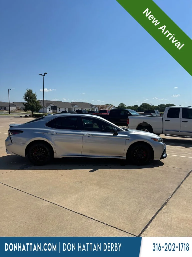 Used 2022 Silver Toyota SE image 6