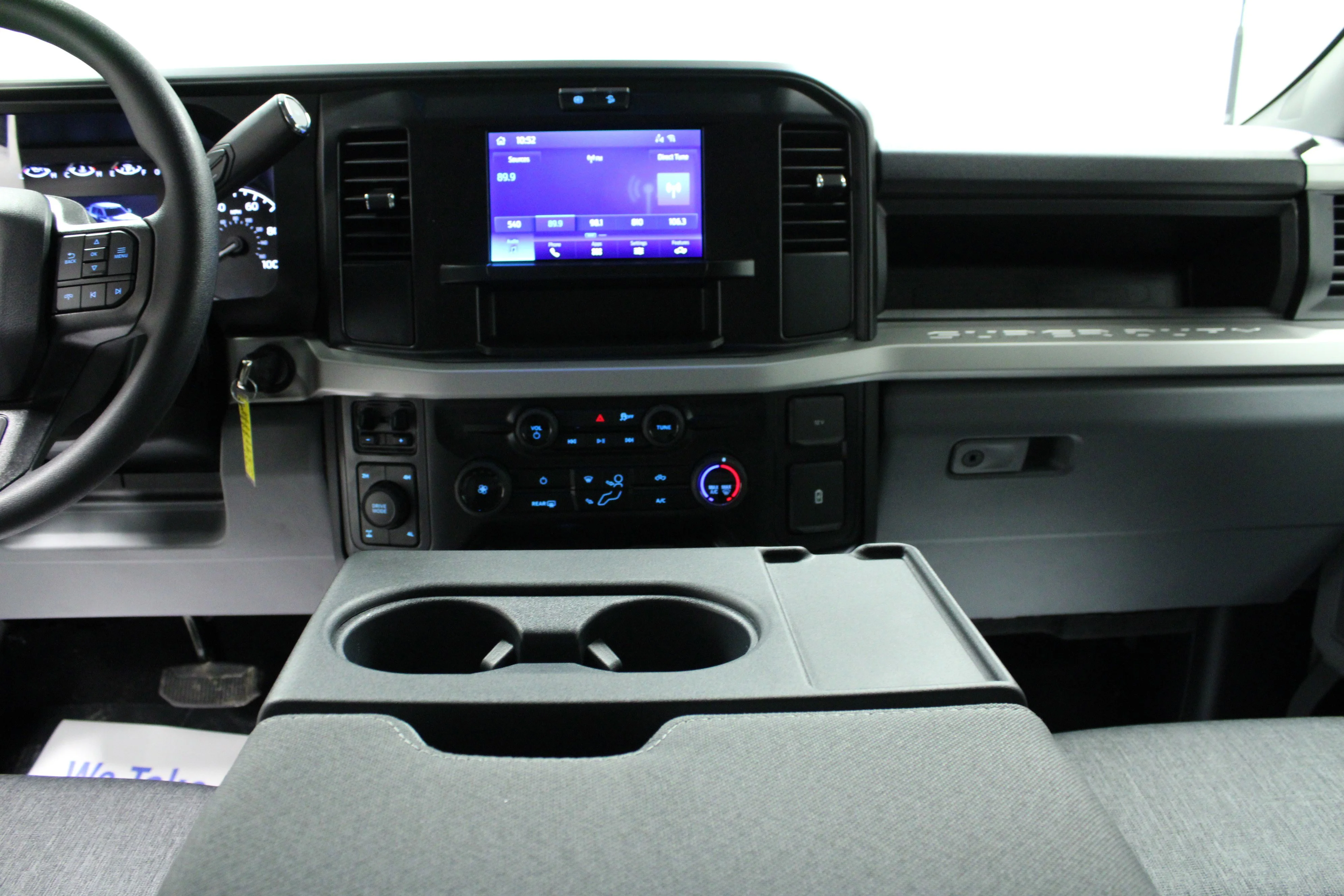 New 2026 Oxford White Ford F-250® XL image 17