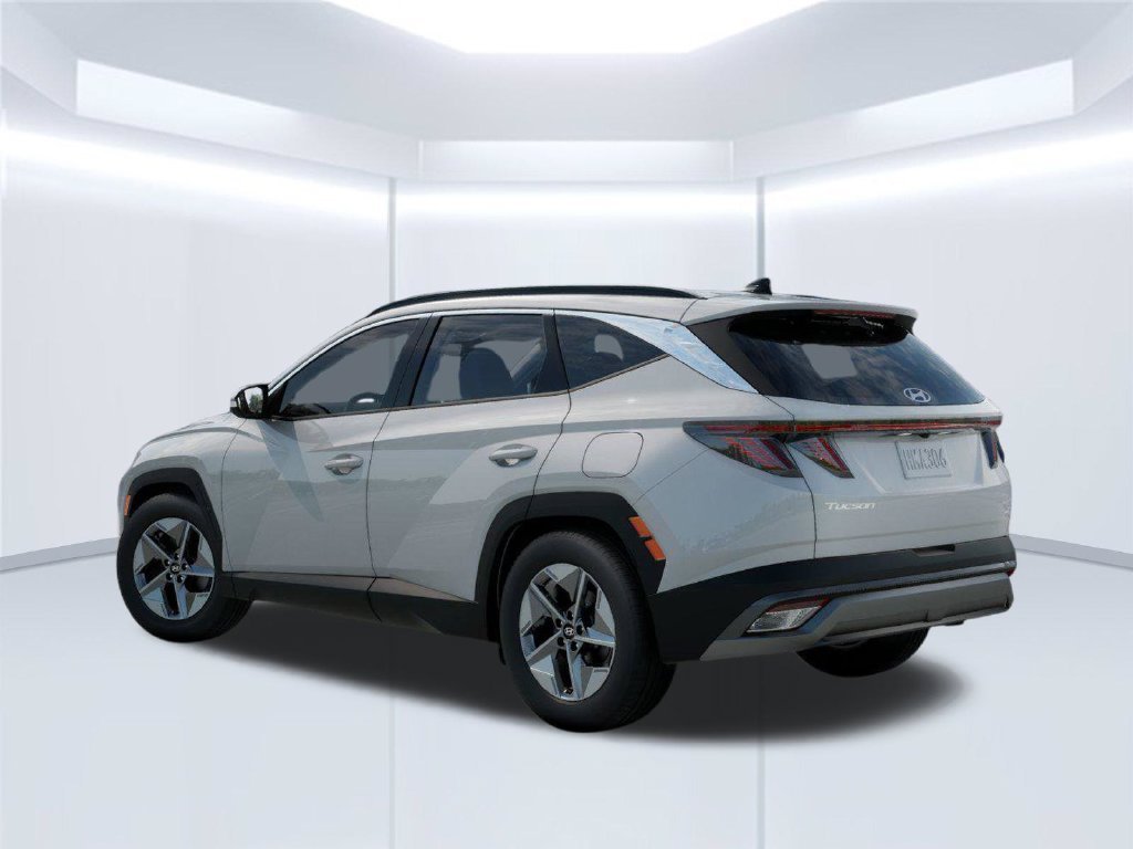 New 2026 White Hyundai SEL Premium image 5