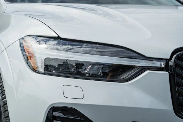 New 2026 Crystal White Volvo Ultra image 12