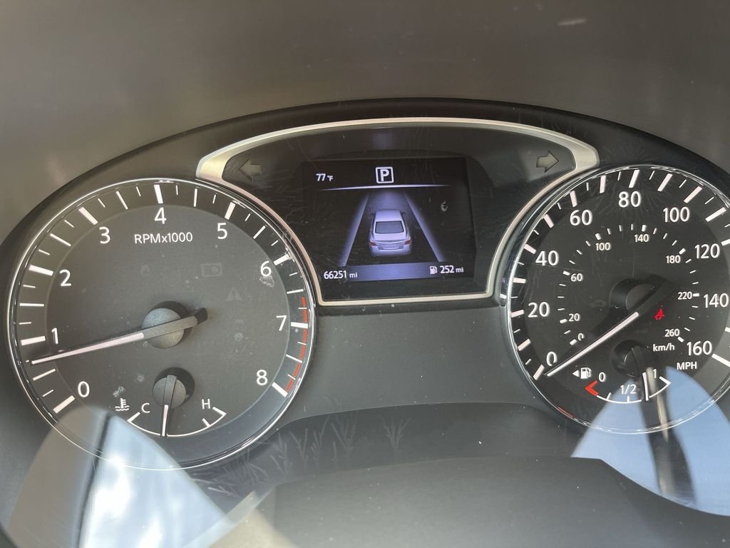Used 2017 Black Nissan 2.5 S image 19