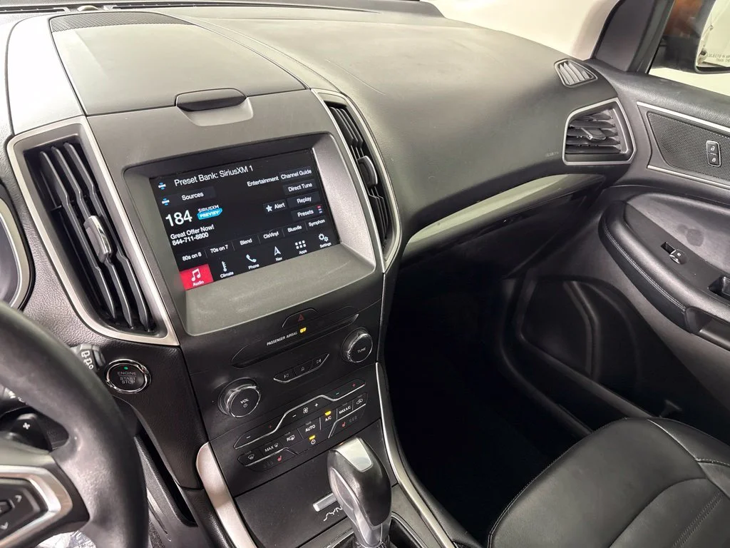 Used 2017 Red Ford SEL image 32