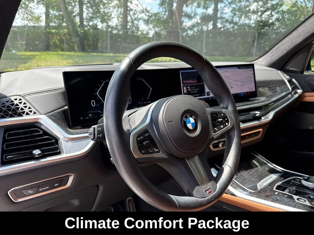 Used 2024 White BMW xDrive40i image 15
