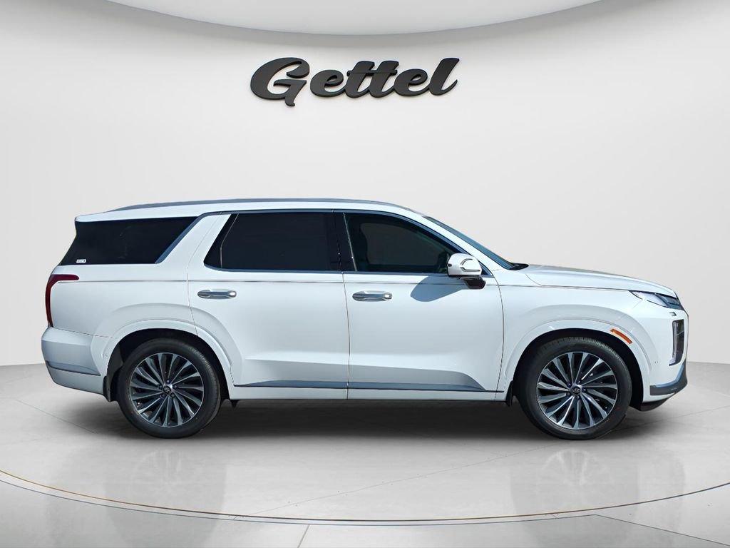 Certified Used 2023 White Hyundai Calligraphy image 4