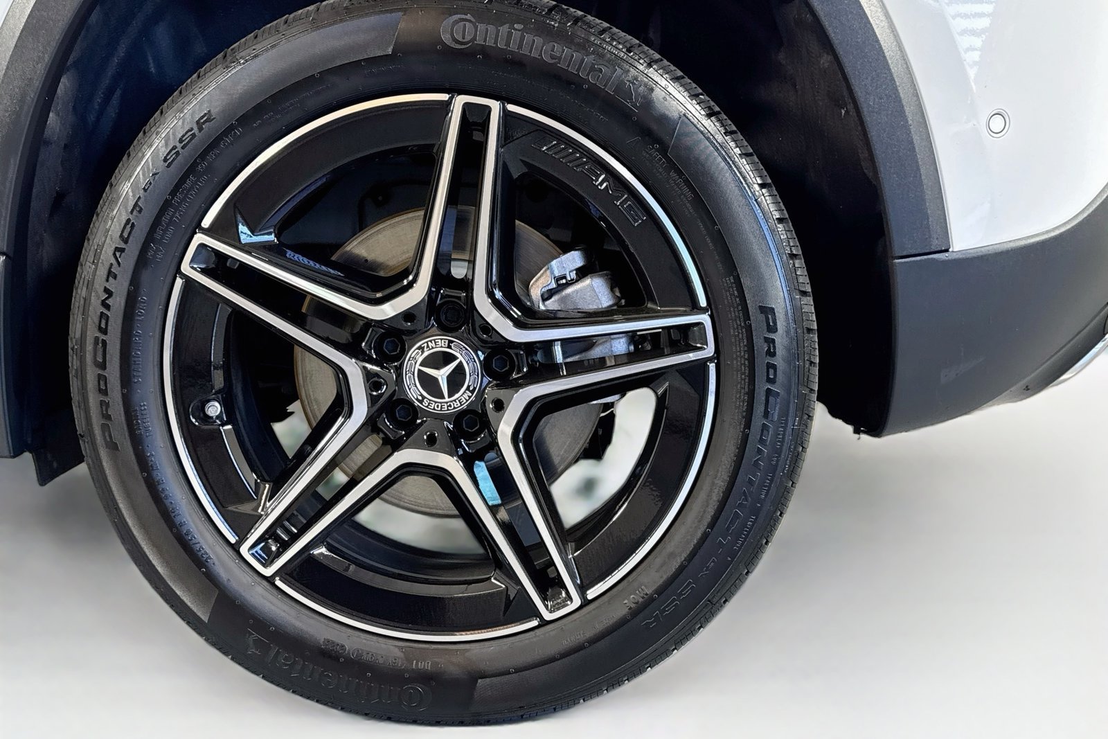 Certified Used 2026 Polar White Mercedes-Benz GLA 250 image 30