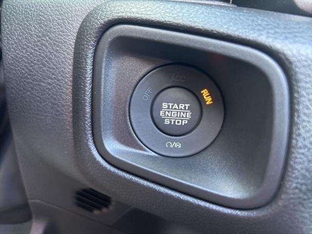 2025 Jeep Wrangler 4-Door Willys - Photo 42