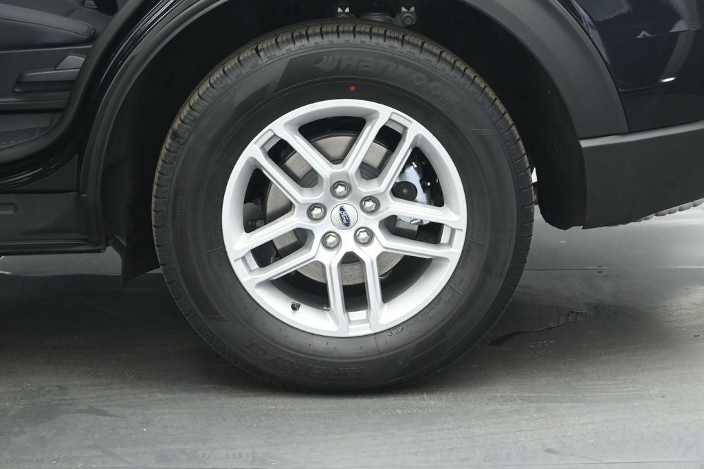 New 2026 Agate Black Metallic Ford Active image 22