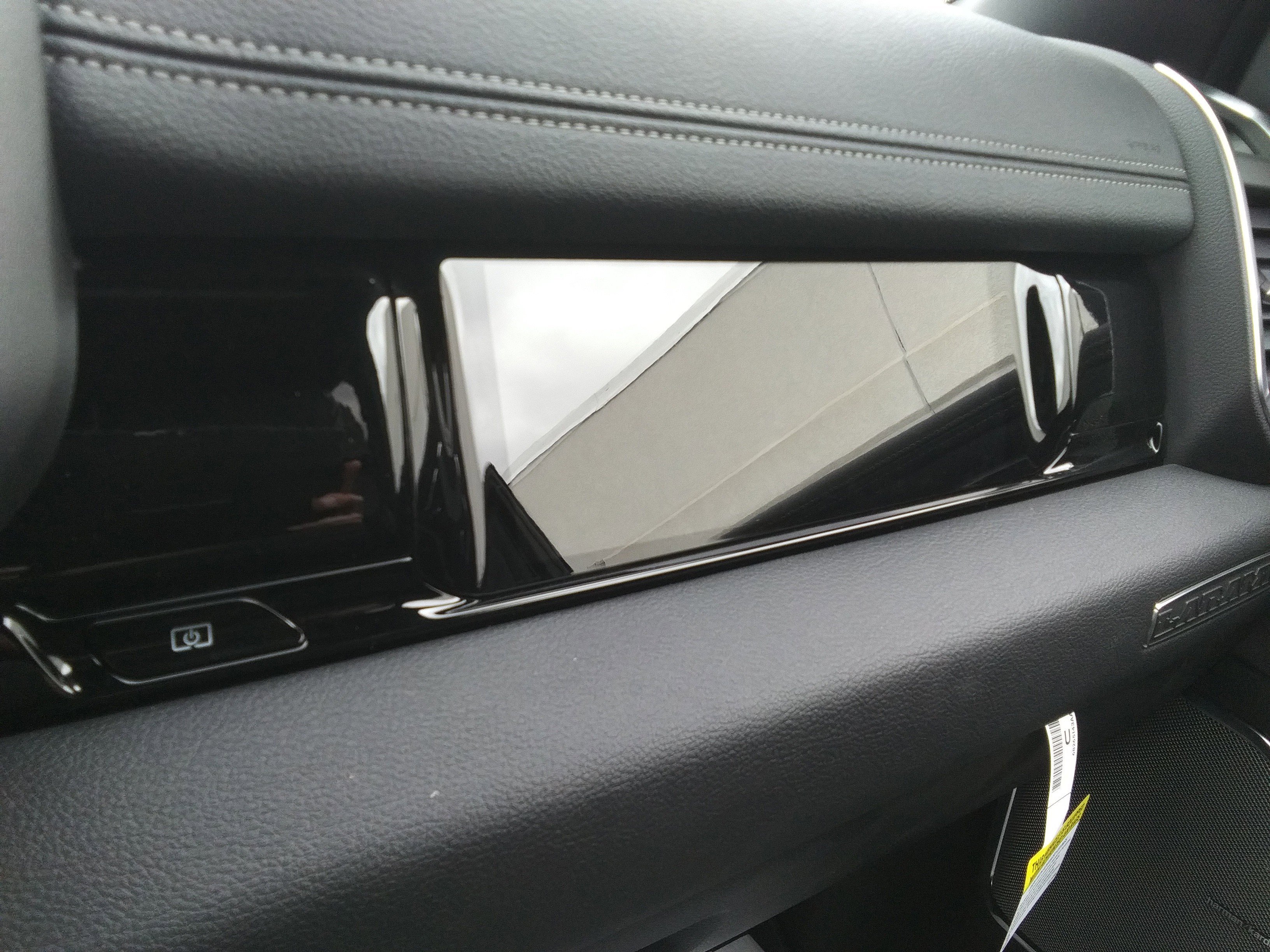 New 2026 Bright White Clear-Coat Exterior Paint RAM Laramie image 31