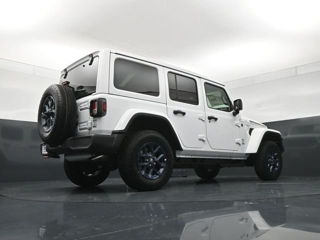 New 2026 Bright White Clear-Coat Exterior Paint Jeep 85th Anniversary Edition image 24