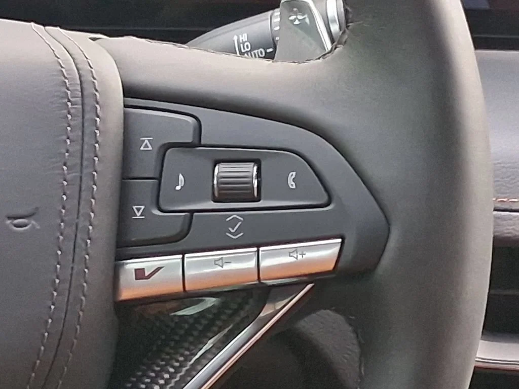 Certified Used 2025 Black Raven Cadillac V-Series image 13
