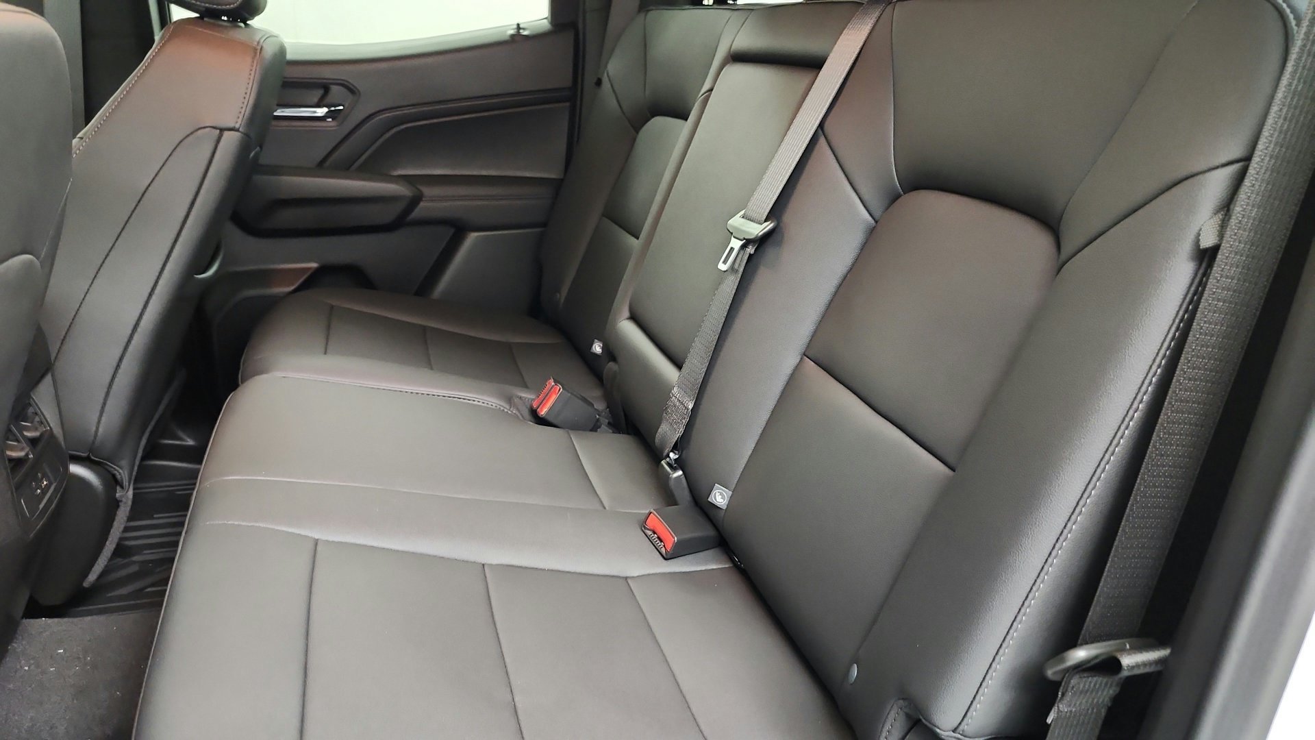 New 2026 Black Chevrolet LT image 22