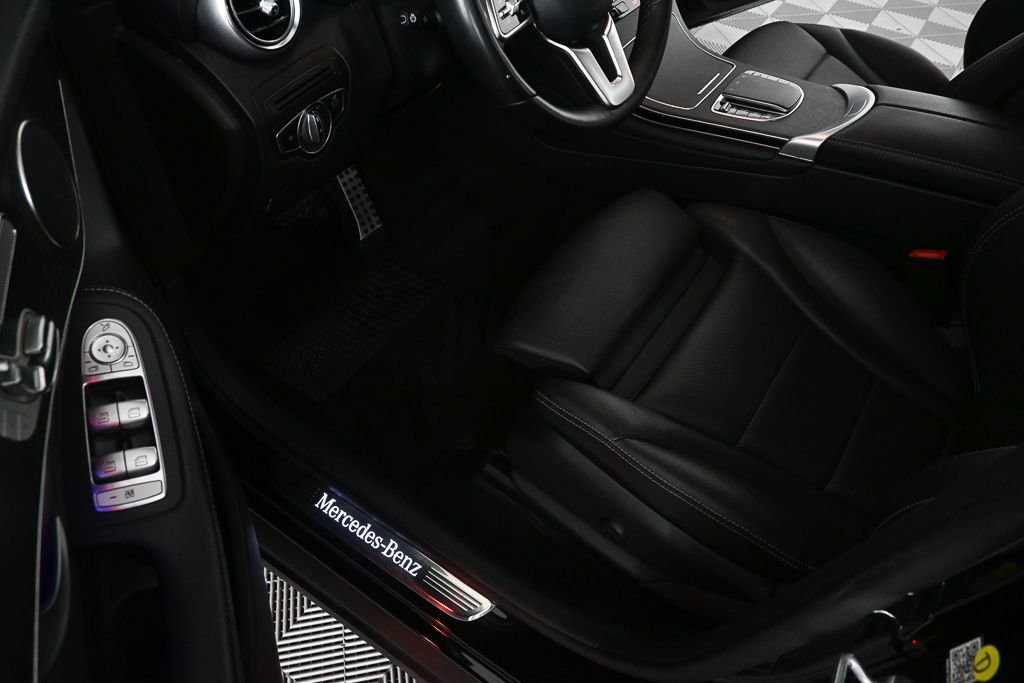 Used 2022 Black Mercedes-Benz GLC 300 image 7