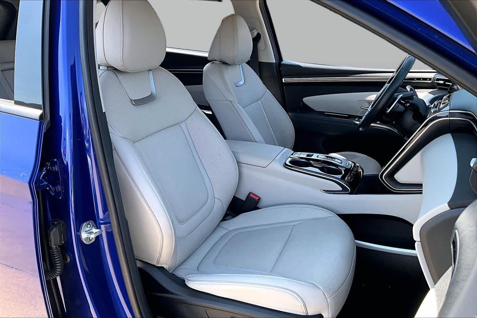 Used 2023 Intense Blue Hyundai Limited image 9