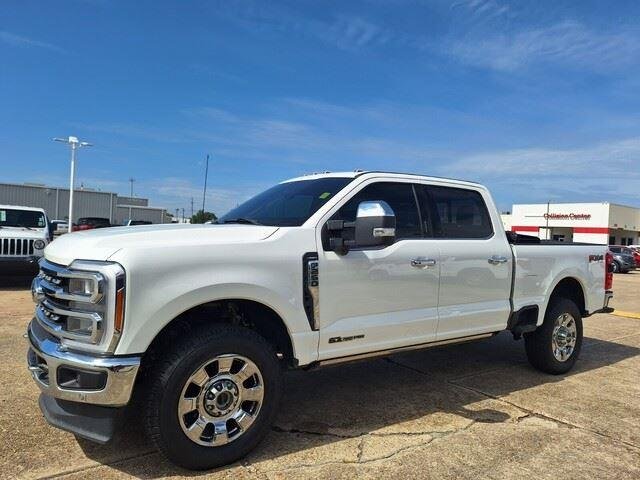 Used 2023 Star White Metallic Tri-Coat Ford LARIAT image 9