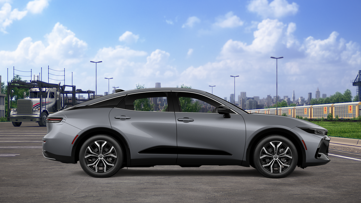 New 2027 Heavy Metal Toyota XLE image 28